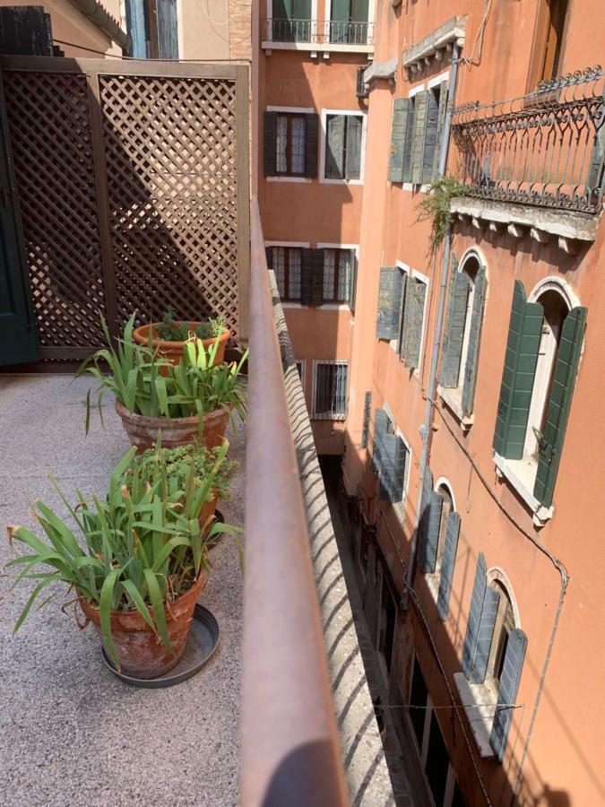 Hotel La Calcina Venezia Esterno foto