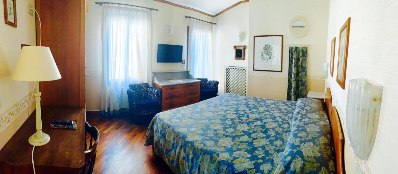 Hotel La Calcina Venezia Esterno foto