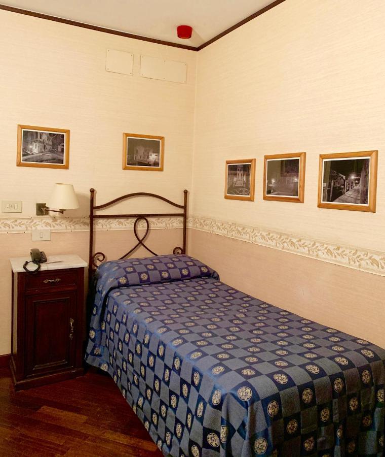 Hotel La Calcina Venezia Esterno foto