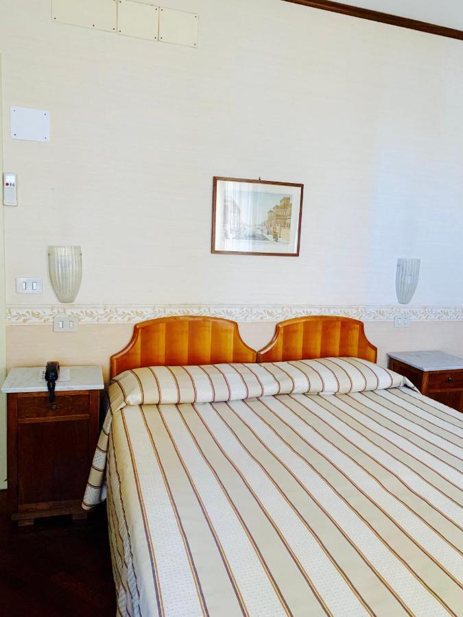 Hotel La Calcina Venezia Esterno foto