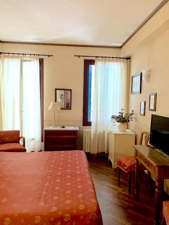 Hotel La Calcina Venezia Esterno foto